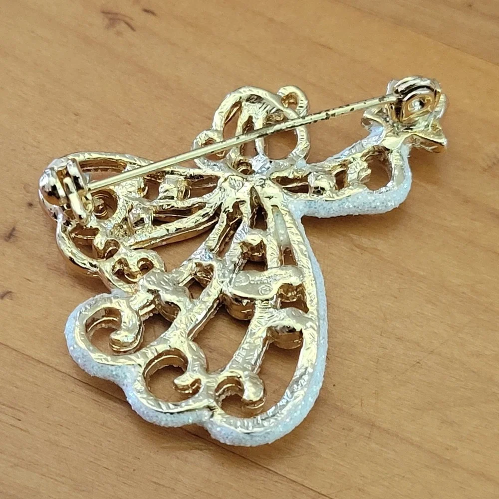 Vintage Signed Danecraft Gold Tone Glitter Angel Star Rhinestone Brooch
